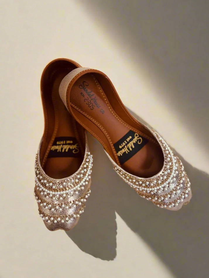 Pearl and Diamonte Embellished Jutti