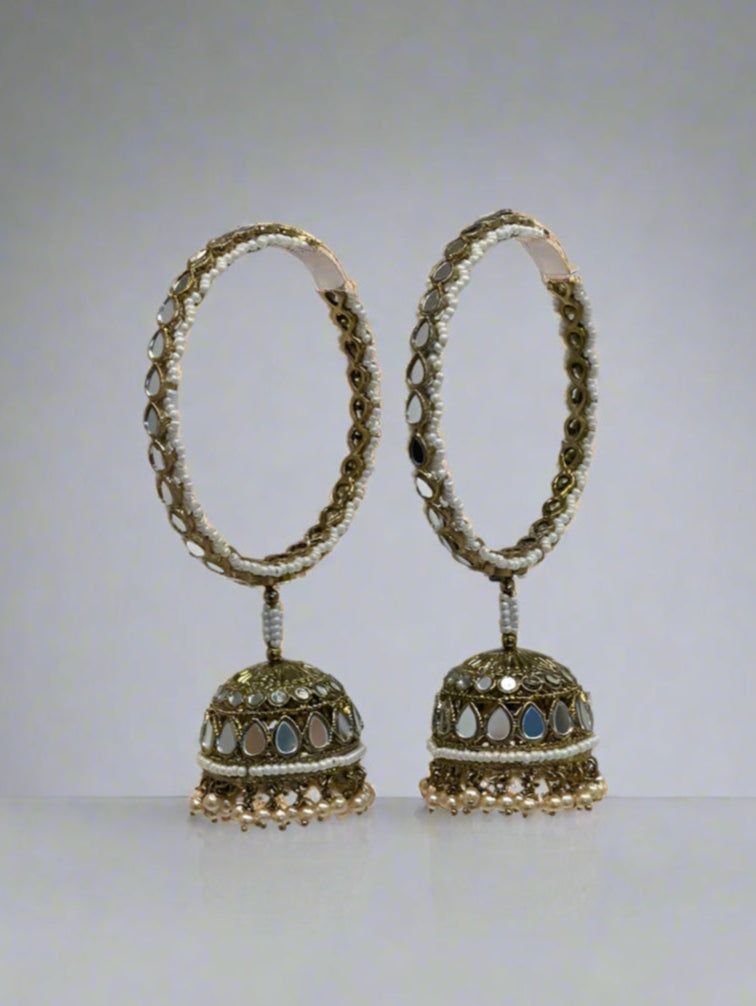 Mirror With Jumki Bangles In Gold Colour Bangle Set