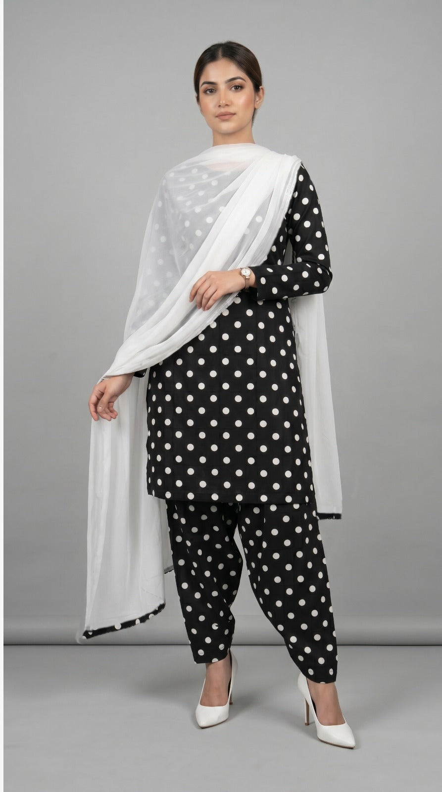 Black Rayon Straight Cut Salwar Suit Set With White Chiffon Dupatta