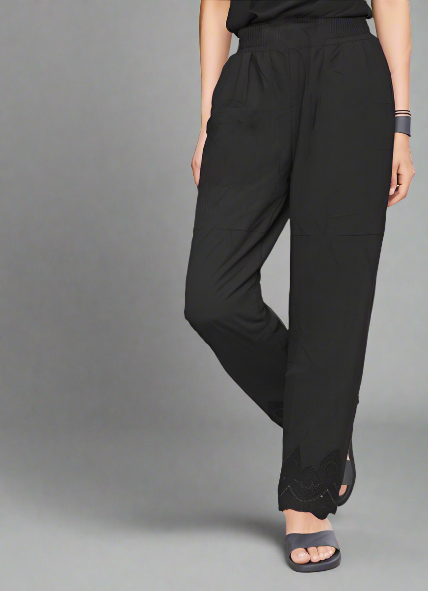 Black Trousers with Hem Embroidery