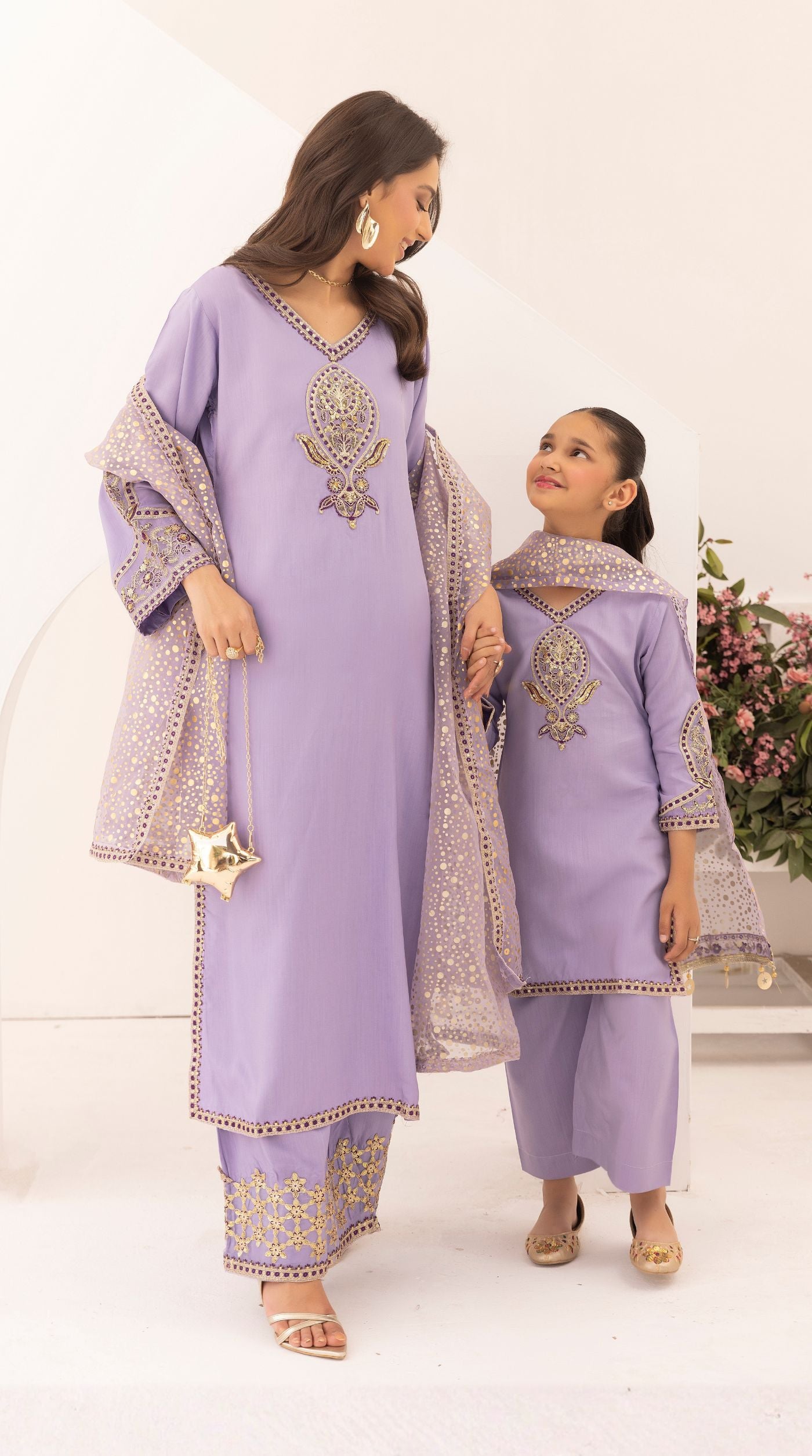 Lilac Embroidered Salwar Kameez – Elegant Festive Pakistani Suit