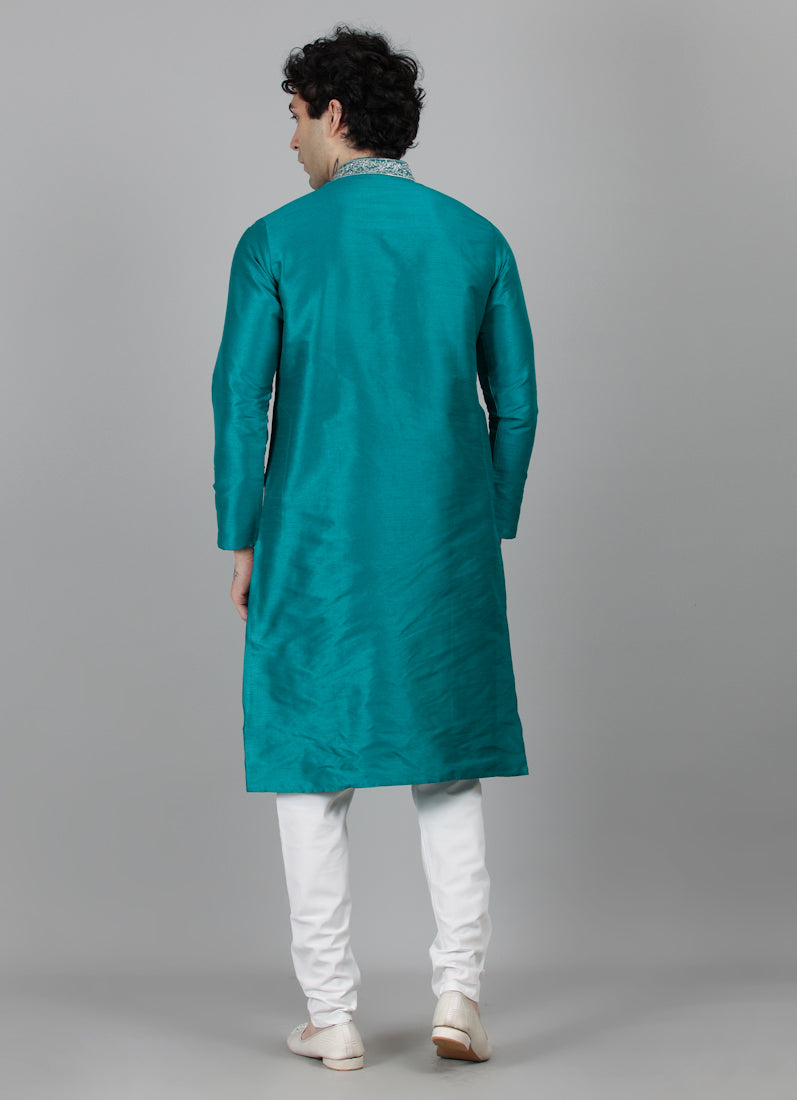 Men's Green Zari Embroidered Kurta Payjama Set