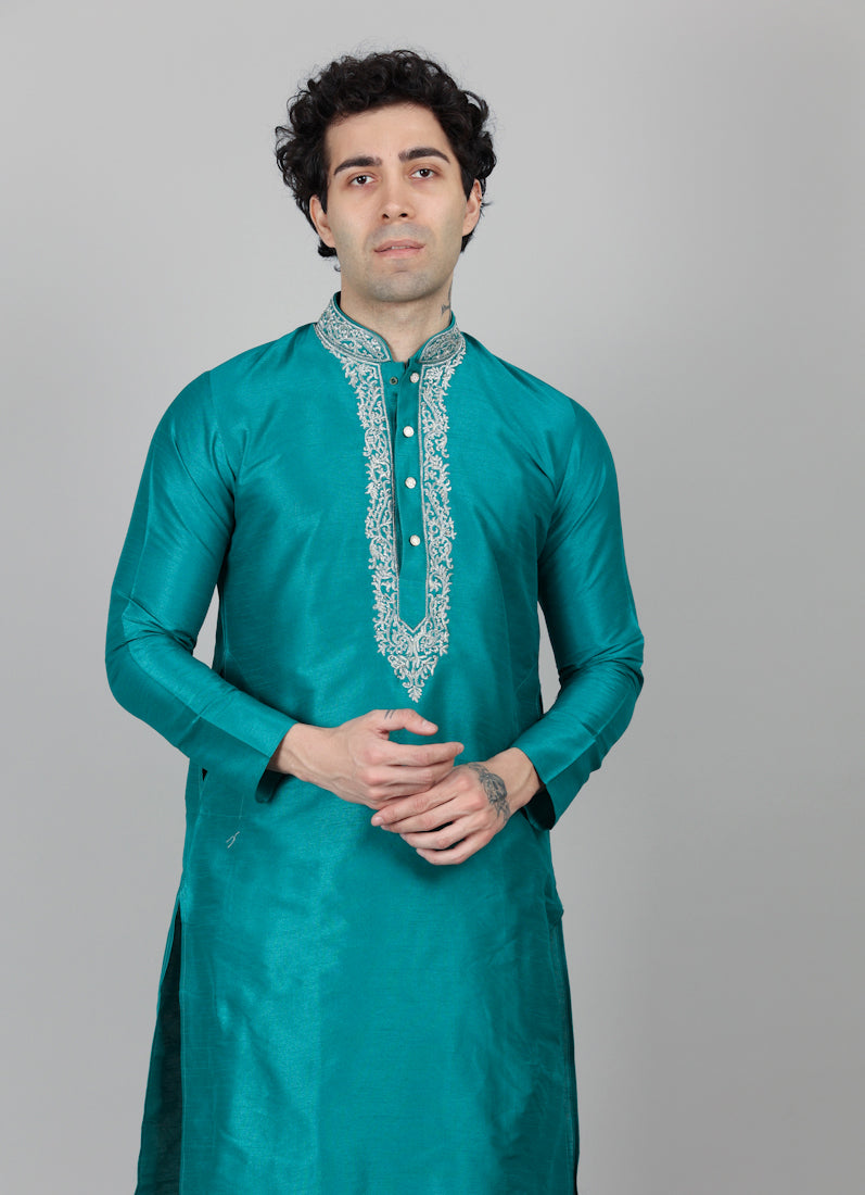 Men's Green Zari Embroidered Kurta Payjama Set