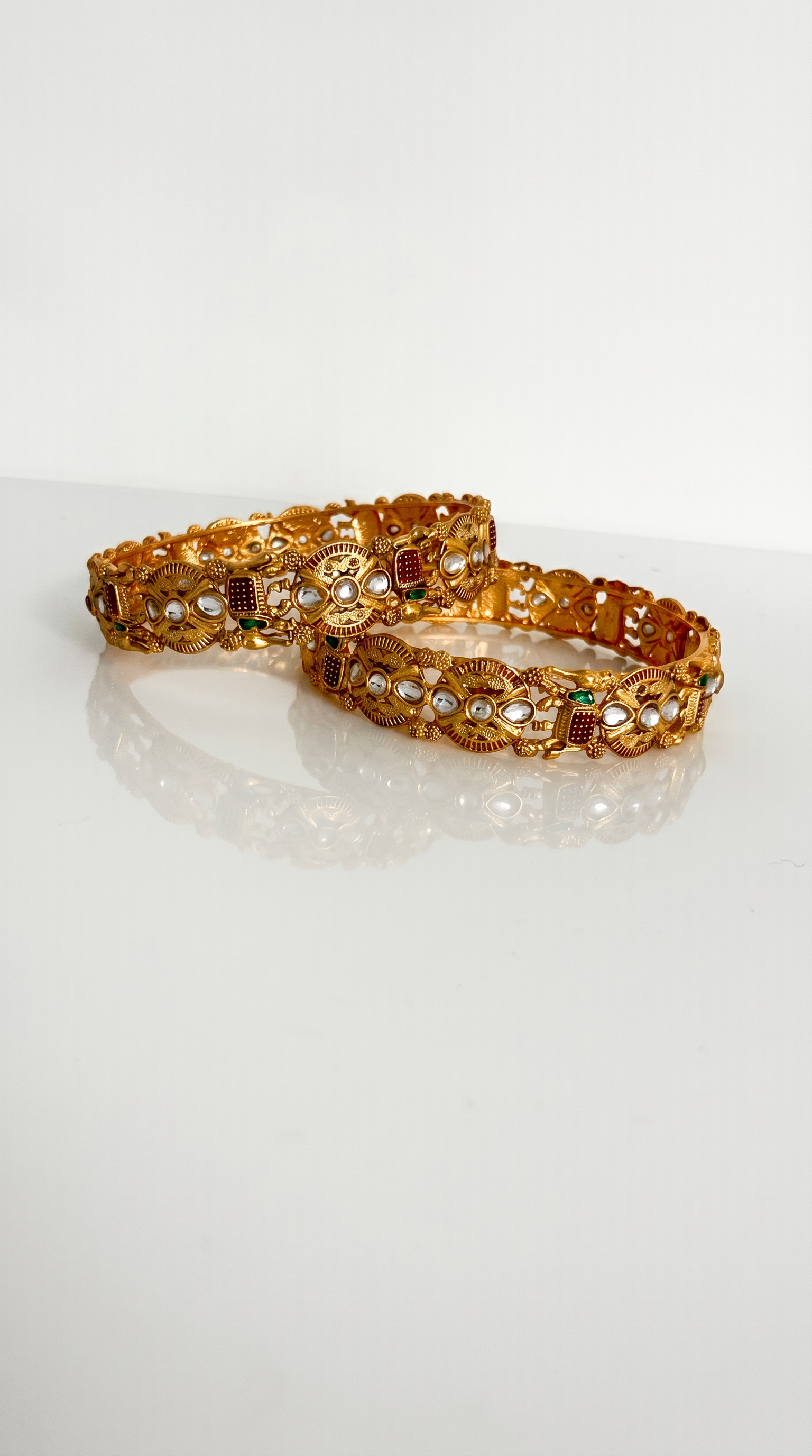 Copper gold pair kara with menakari in red and green