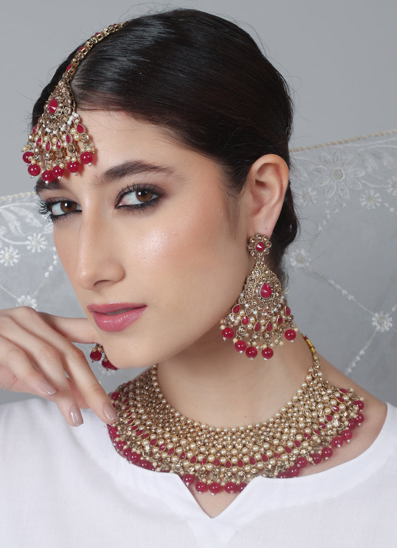 Womens Ruby Drop, Pearls & Antique Gold Wide Jewellery Set