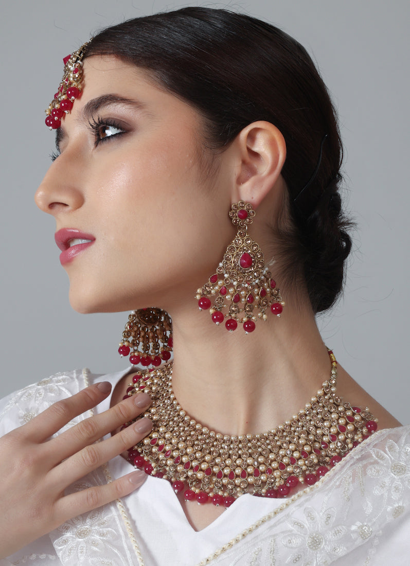 Womens Ruby Drop, Pearls & Antique Gold Wide Jewellery Set