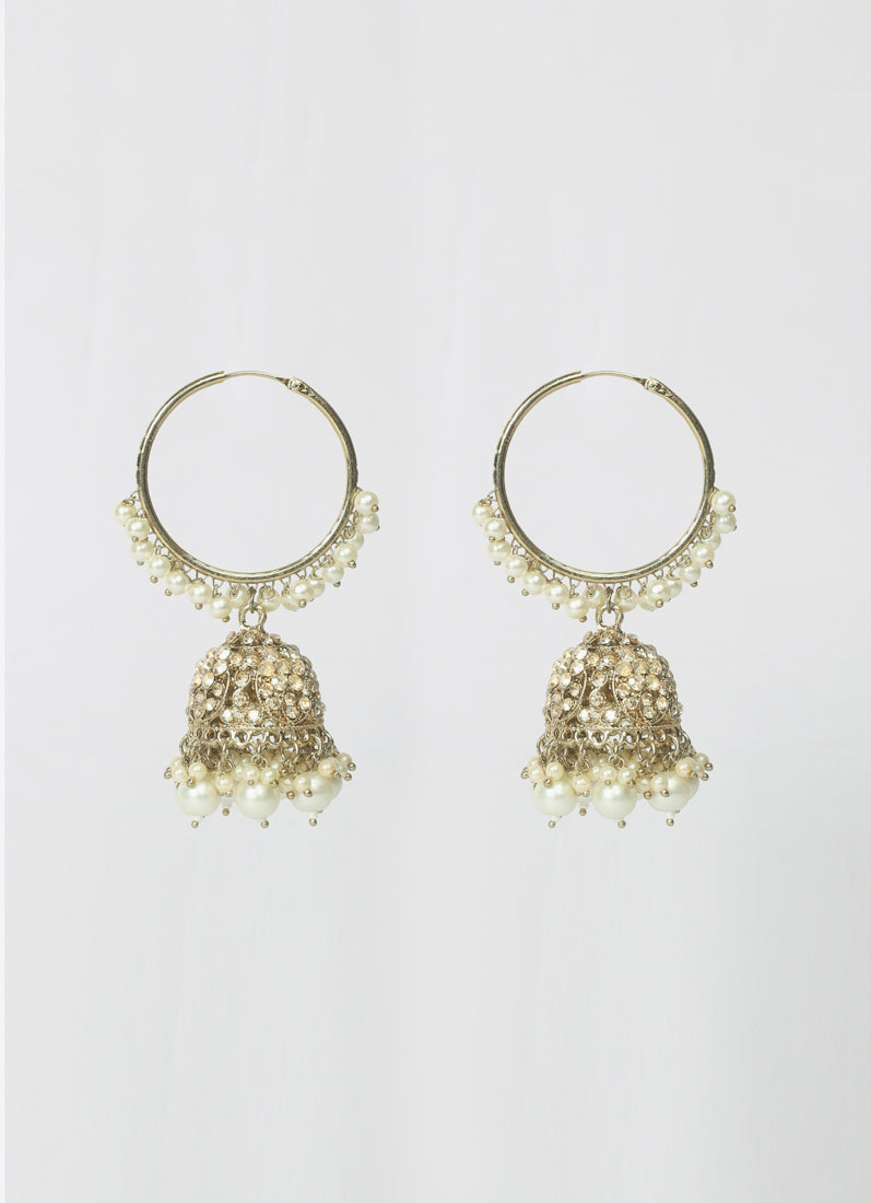 Womens Ivory Beaded Earrings & Tikka Set