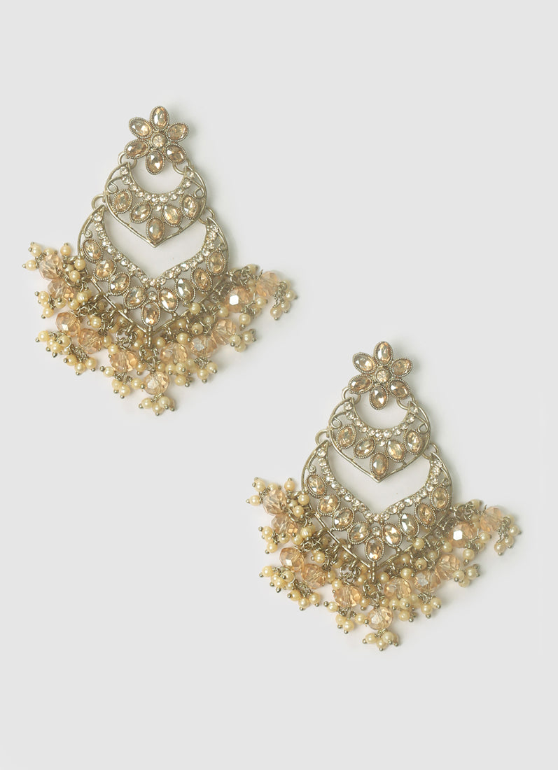 Womens Gold Latkan Style Earrings & Tikka Set