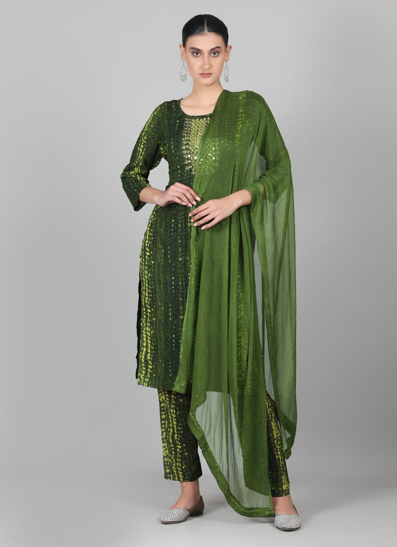 Green Rayon Thread Sippi Embroidered Suit Set