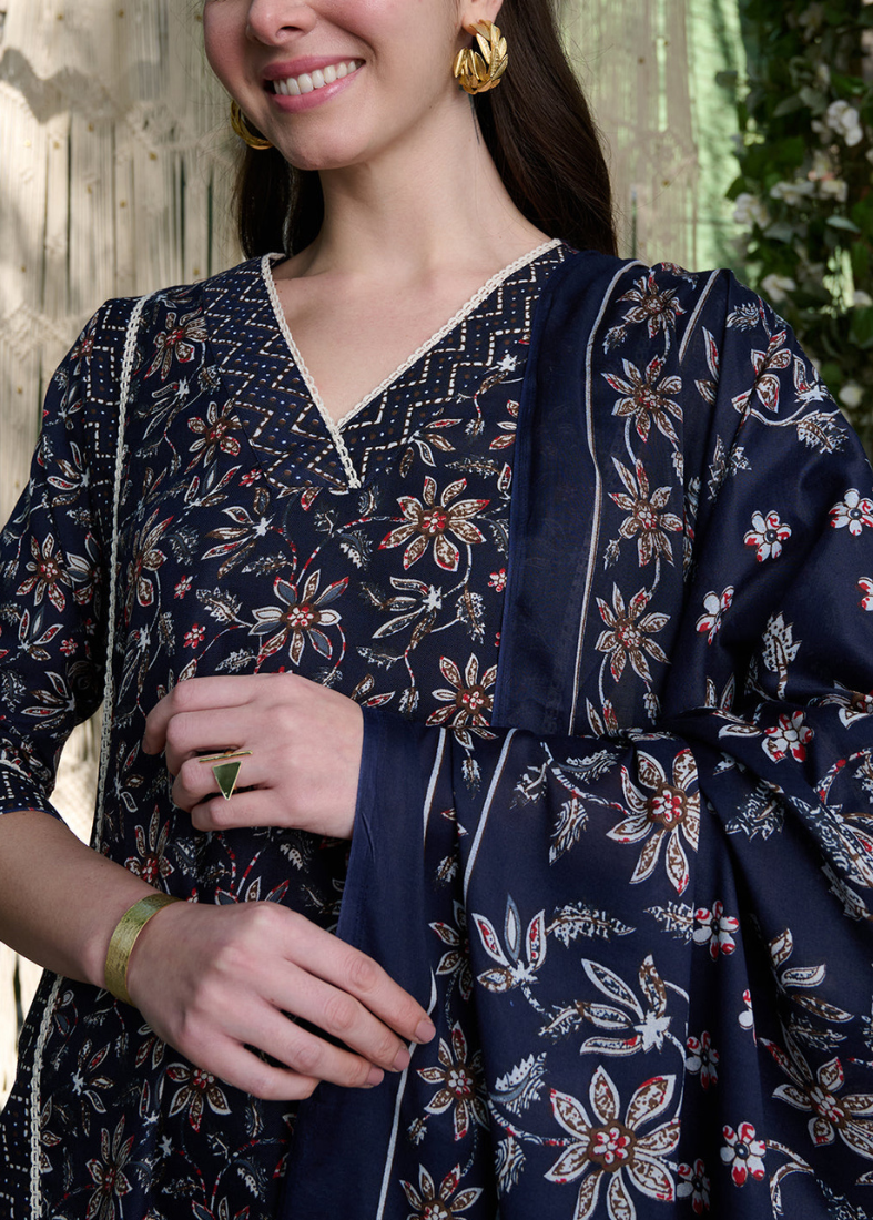 Cotton Straight Cut Suit Set In Blue