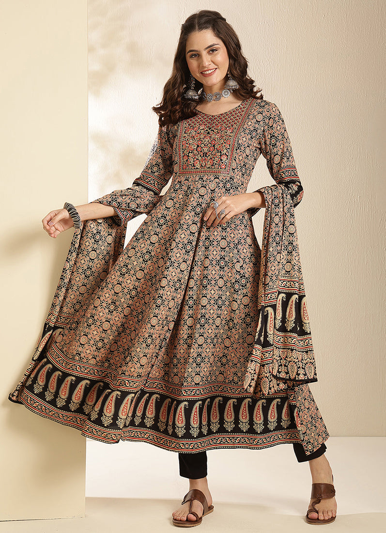 Black Cotton Bias Cut Printed Suit