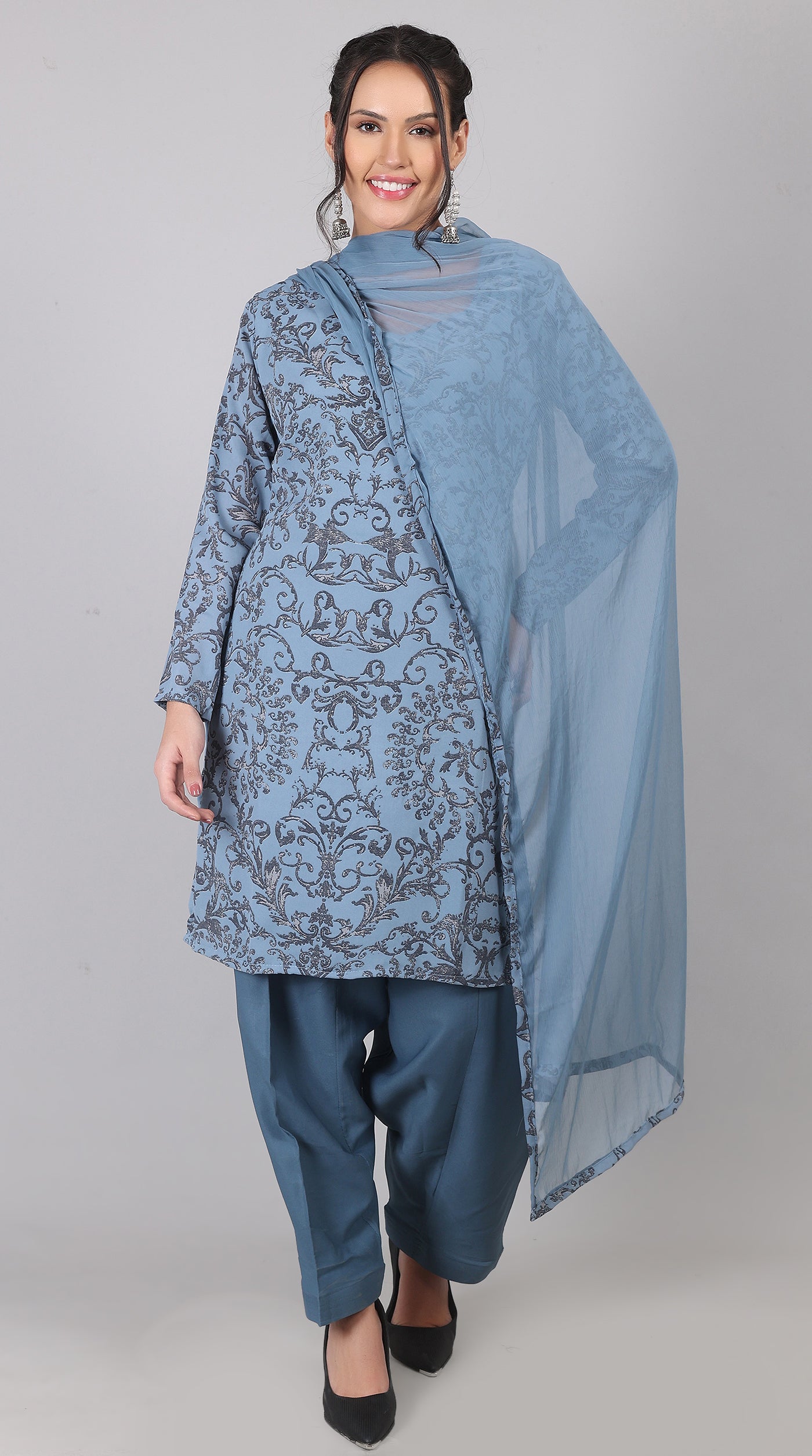 Blue Georgette Sweetheart Neck Salwar Suit with Chiffon Dupatta