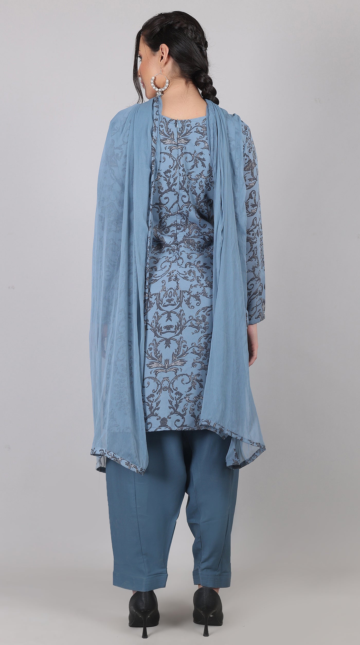 Blue Georgette Sweetheart Neck Salwar Suit with Chiffon Dupatta