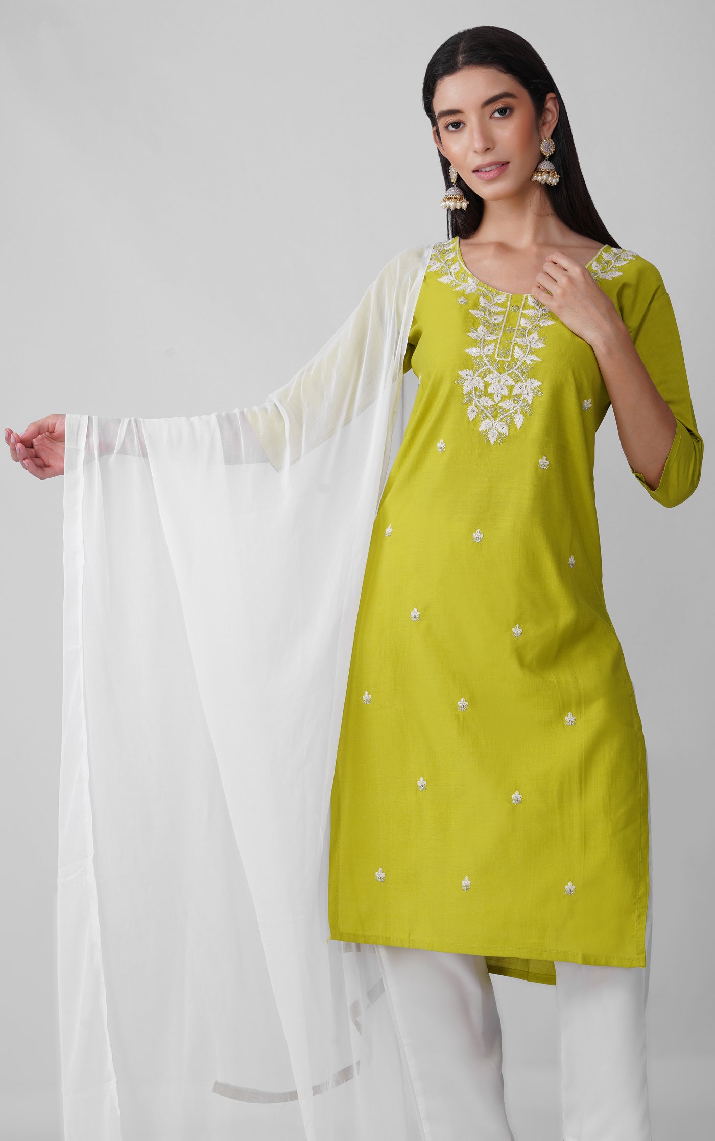 Rama Green Threadwork Cotton Kurta Set with White Trousers & Dupatta