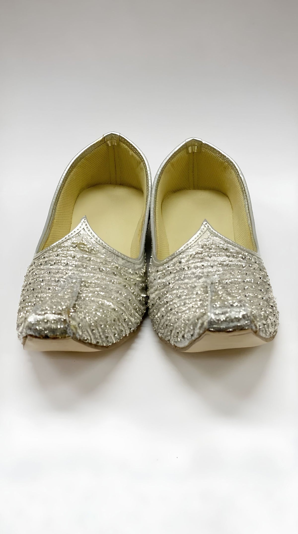 Silver Dori Embellished Kusa