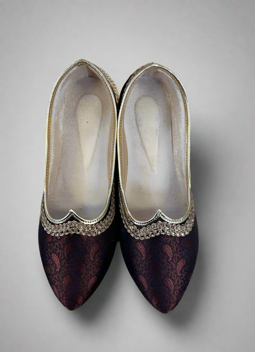 Brocade Jutti In Copper Color For Men