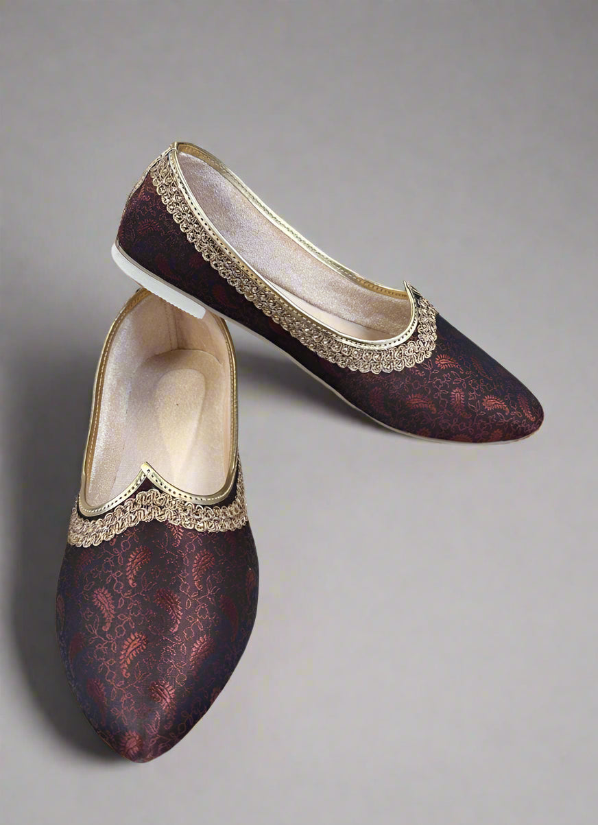 Brocade Jutti In Copper Color For Men