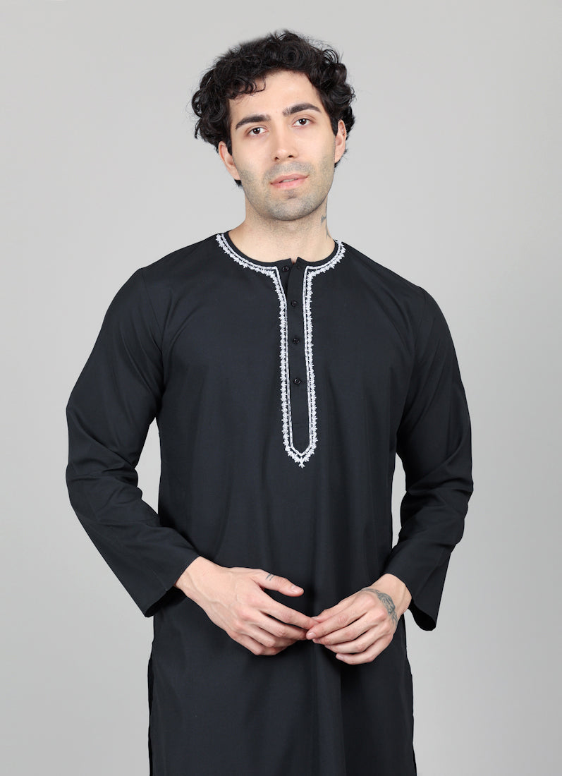 Men's Black Round Neck Embroidered Kurta Payjama Set