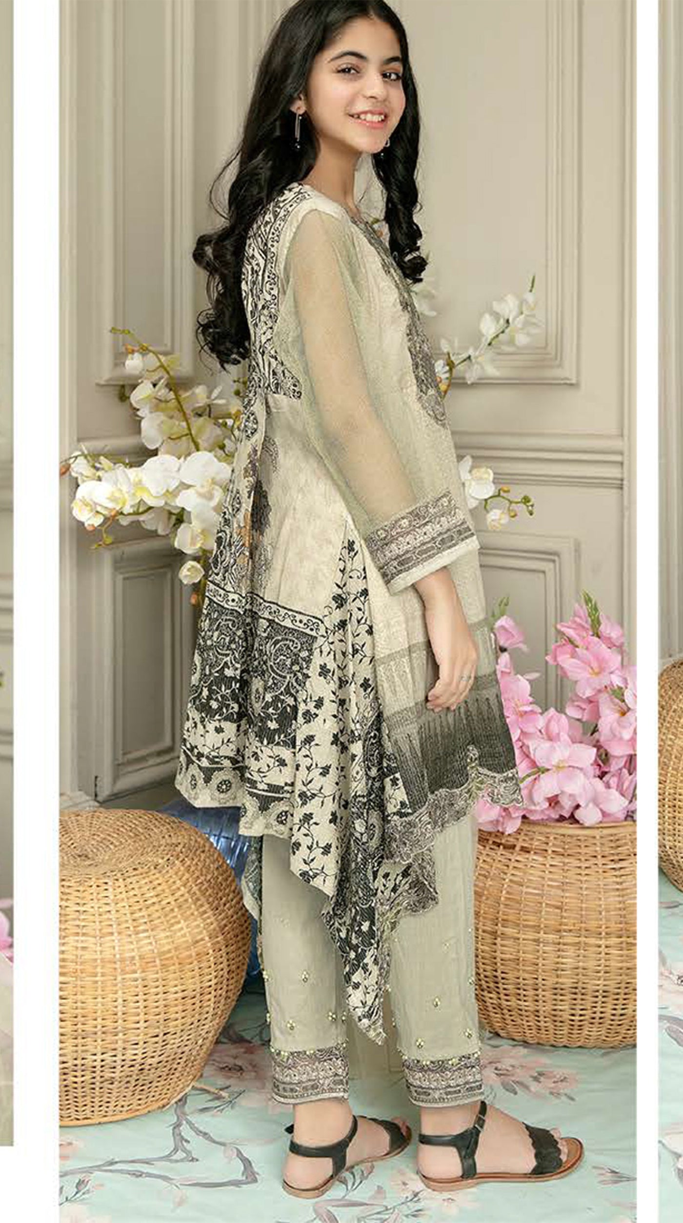 Kids Light Pastel Emroidered Lawn Suit Set