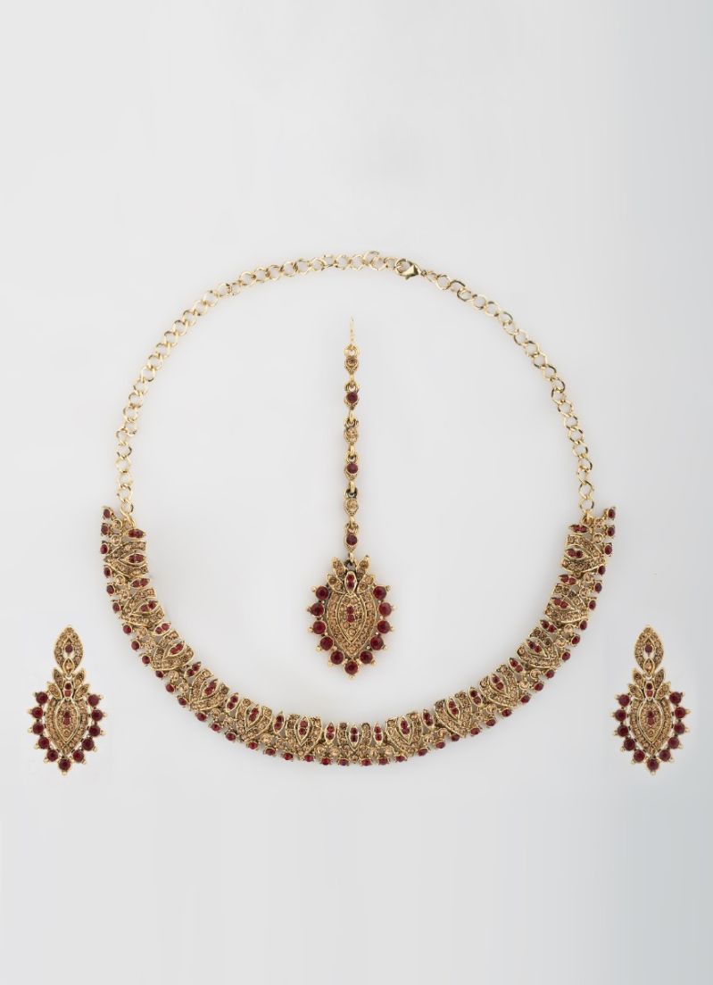 Buy Maroon Diamonte Necklace Set