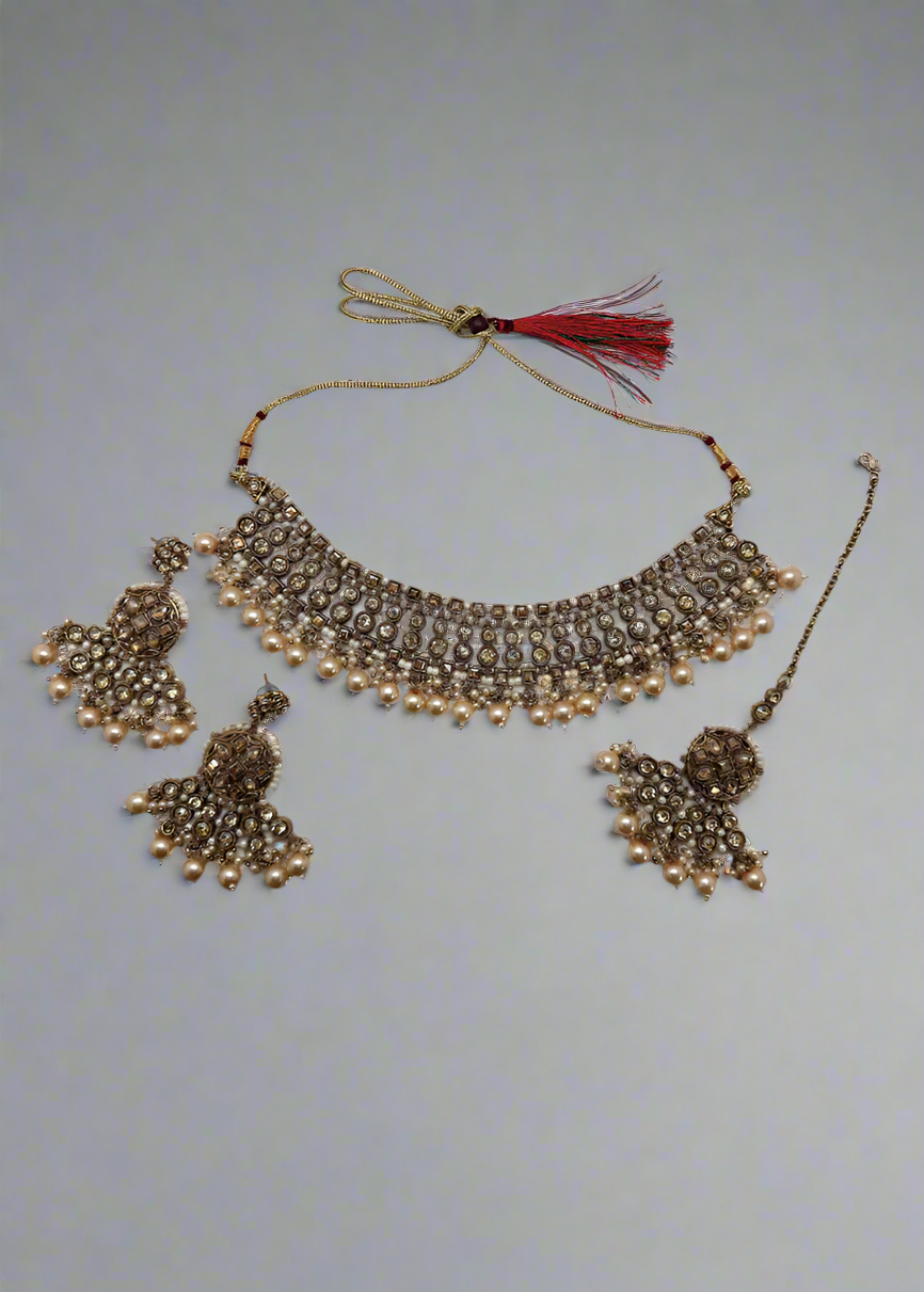Womens Antique Gold Pearl & Stone Jewellery Set