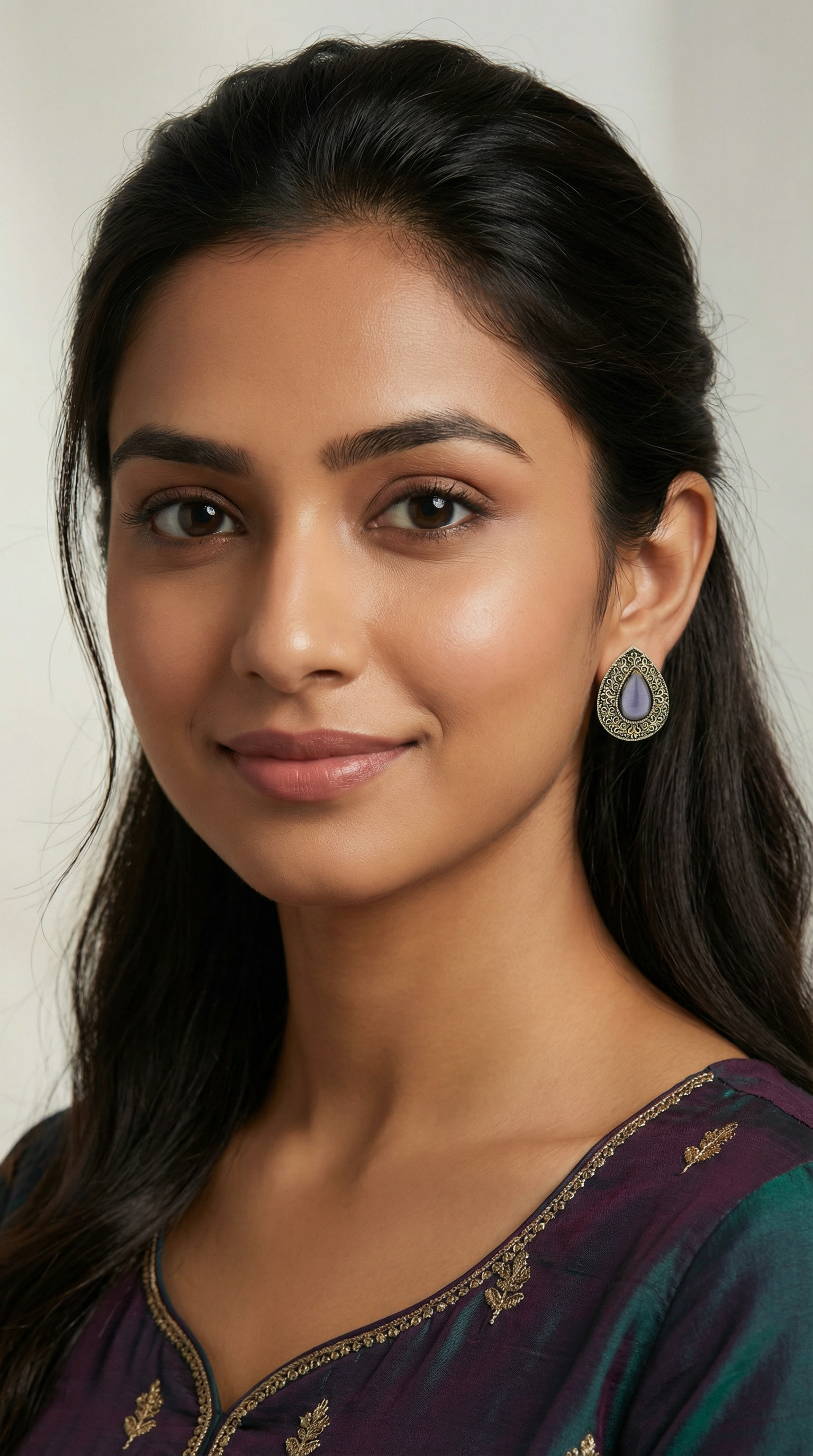 Silver Oxidized Purple Cat's Eye Stone Earrings