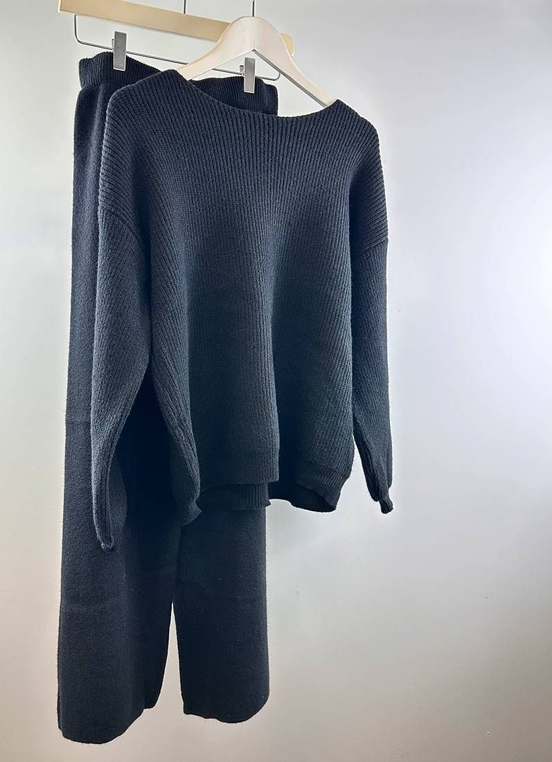 Black Jumper Co-Ord Set