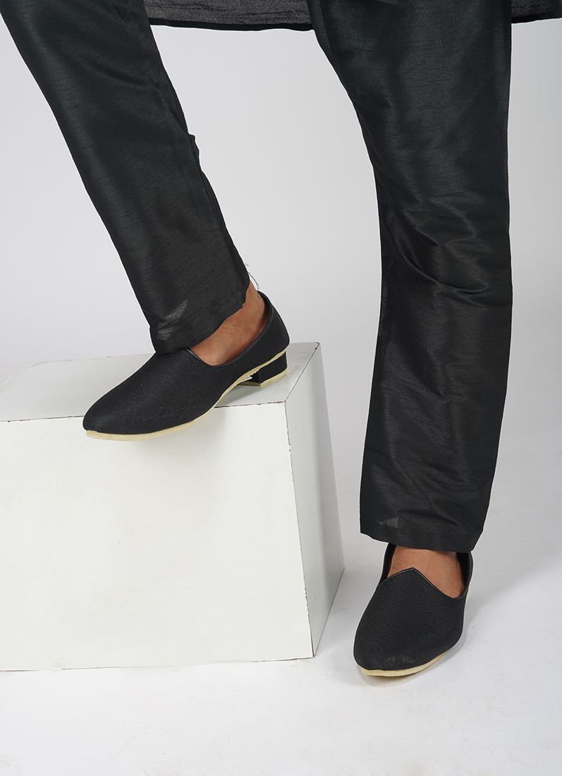 Buy Black Brocade Mens Jutti Pair