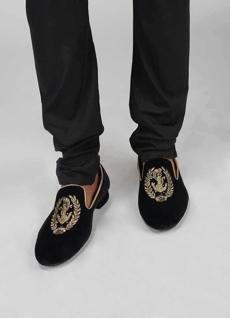 Buy Black Velvet Embroidery Mens Jutti Pair