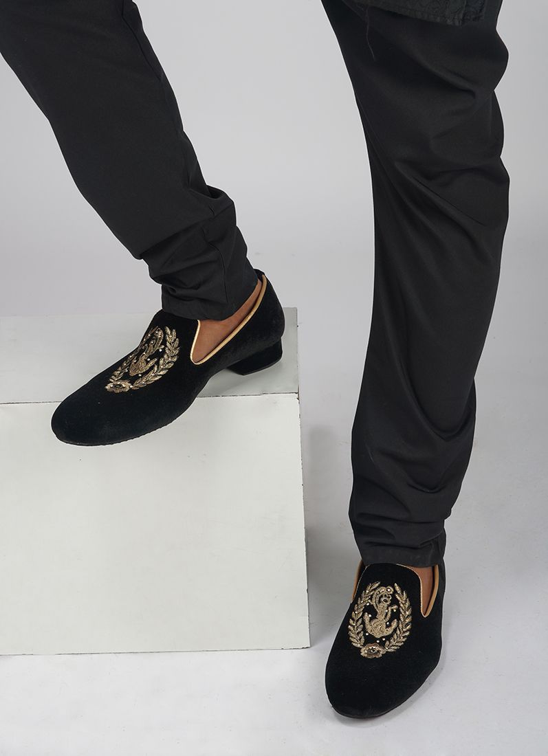 Buy Black Velvet Embroidery Mens Jutti Pair