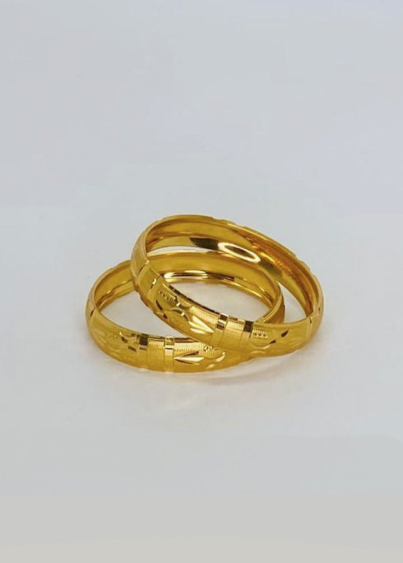 Traditional Gold Bangle Set
