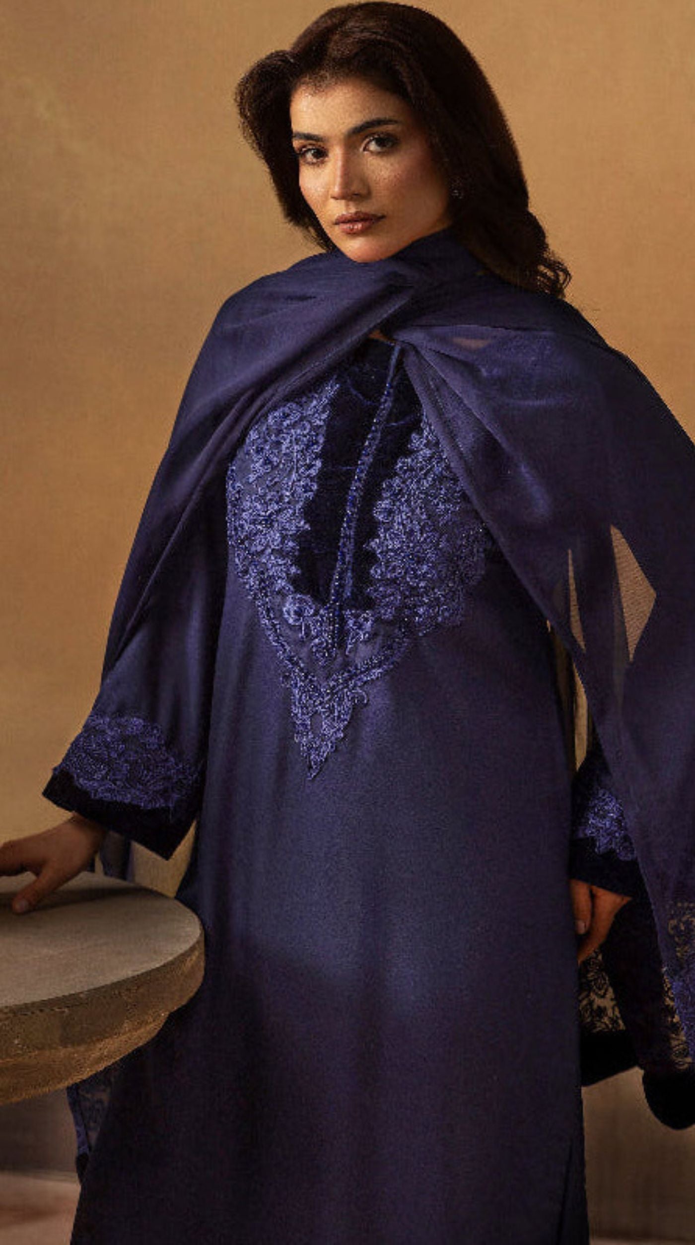 Sophisticated Blue Dhanak Suit Set