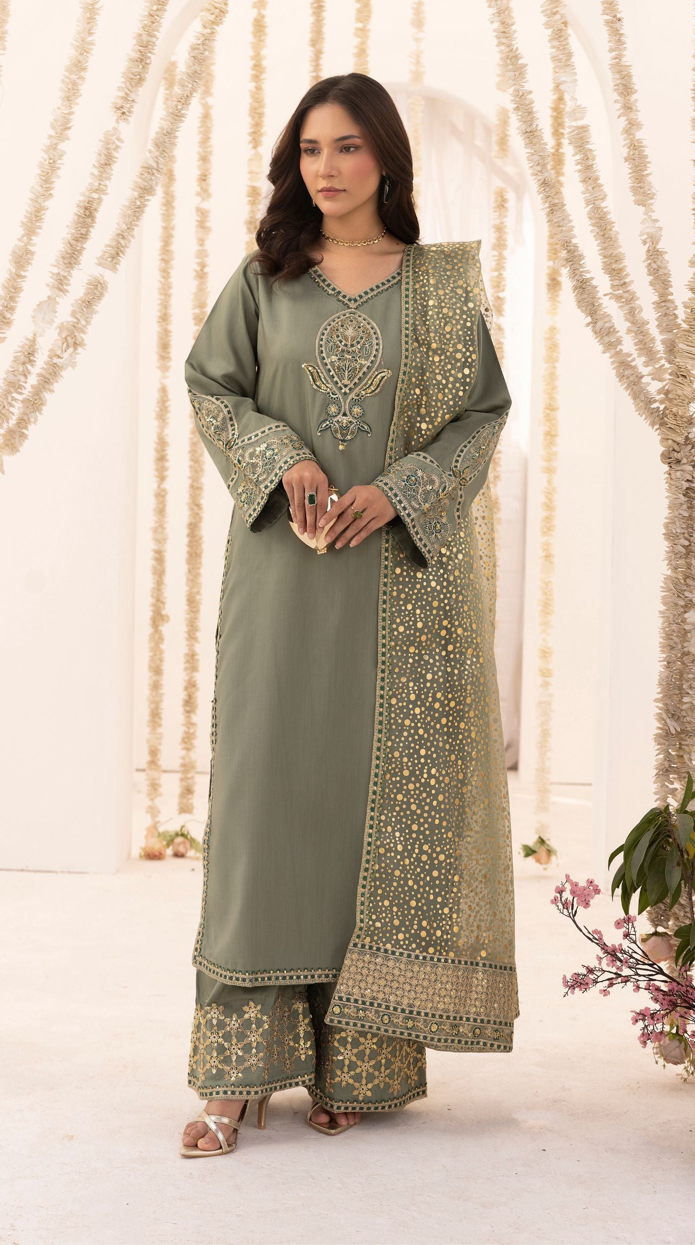 Green Embroidered Salwar Kameez– Elegant Pakistani Festive Suit