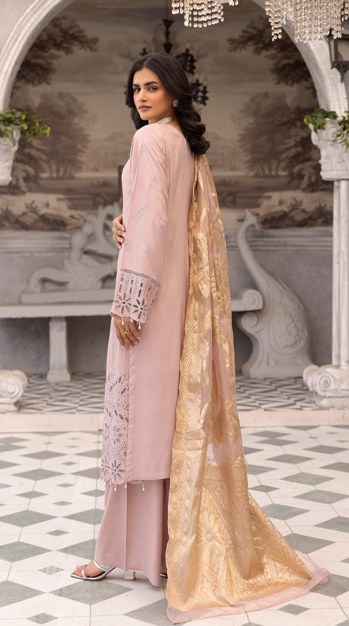 Women’s Light Pink Chikankari Embroidered Suit with Jacquard Dupatta
