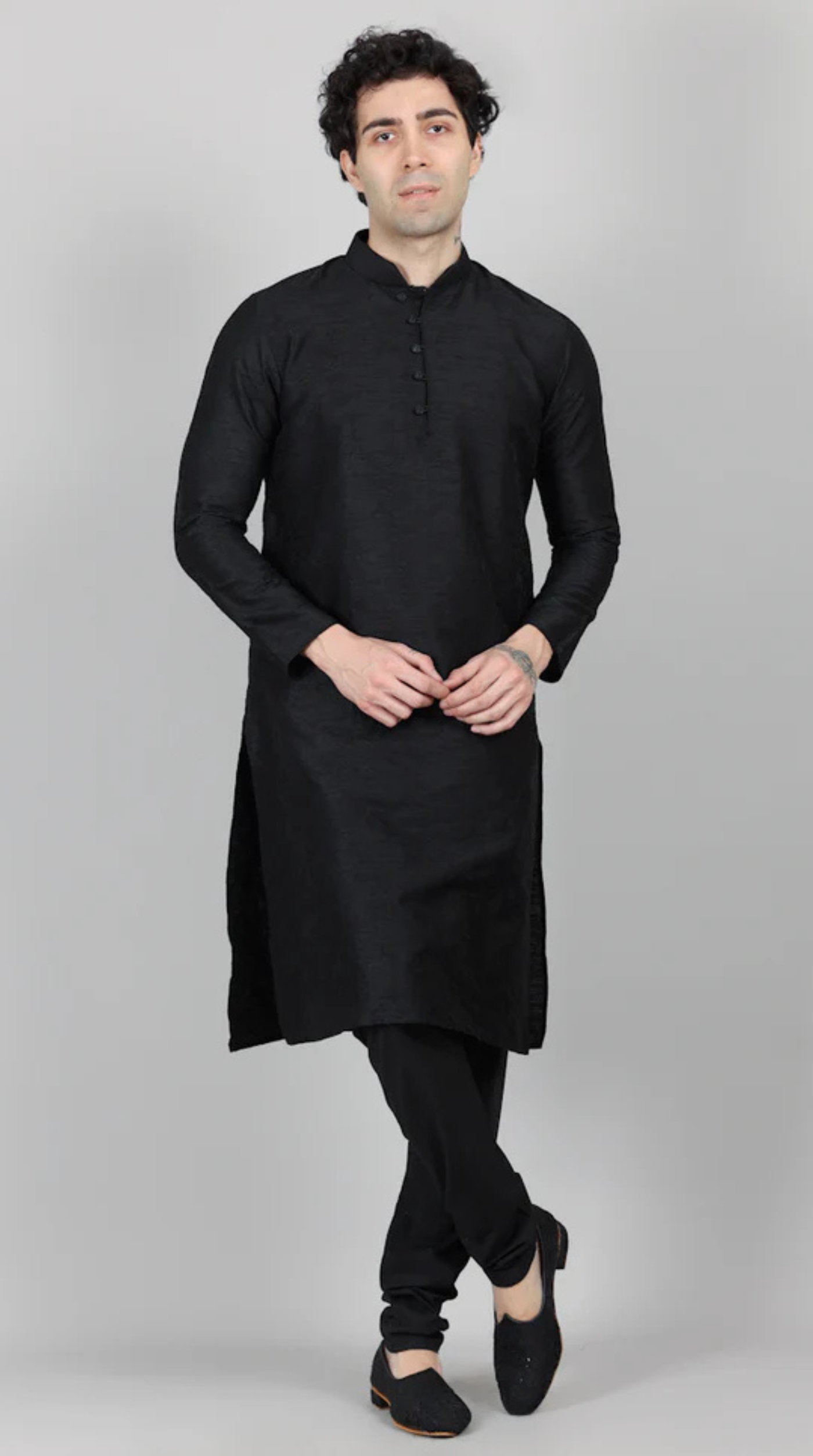 Men's Black Kurta and Payjama Set