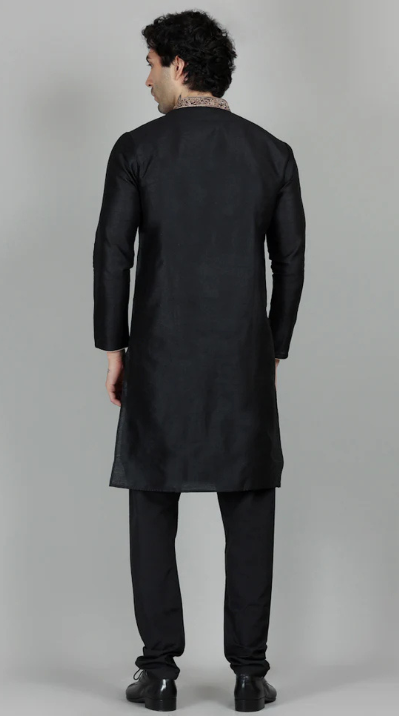 Men's Black Jacquard Embroidered Collar Set