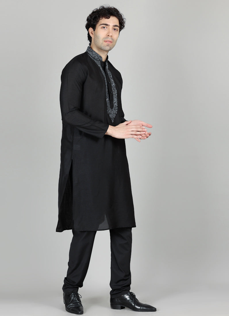 Men's Black Zari Embroidered Kurta Payjama Set