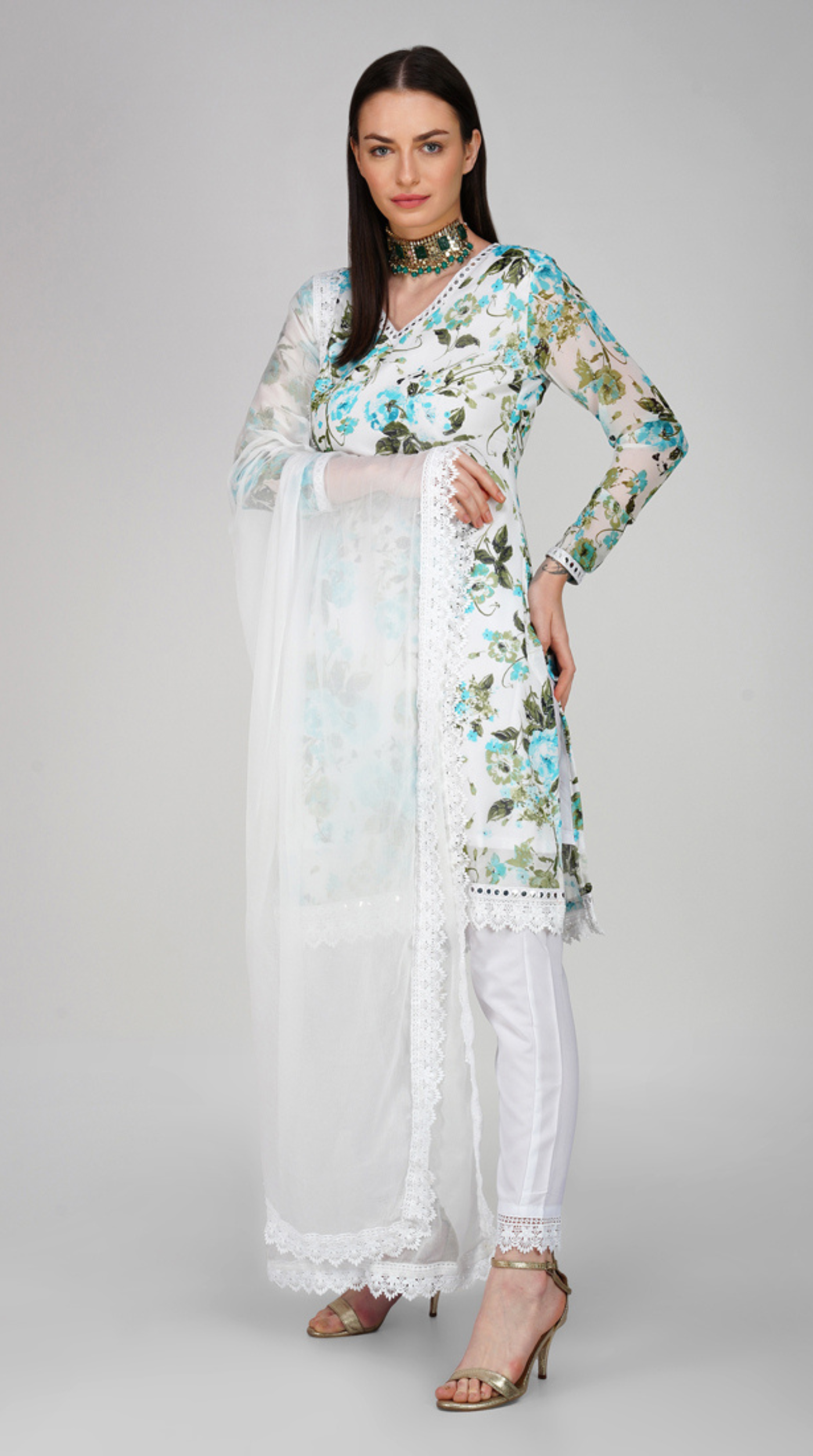Off- White Georgette Shift Style Trouser Suit Set