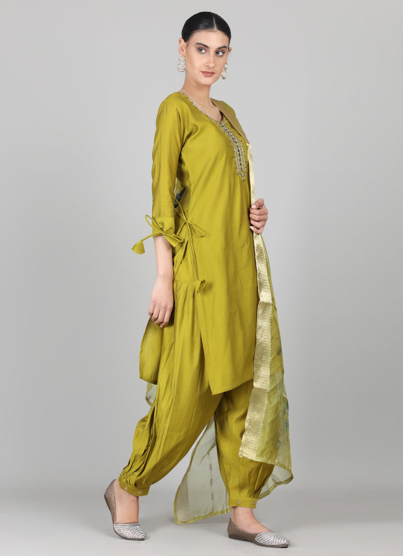 Green Chanderi Duaptta Suit Set