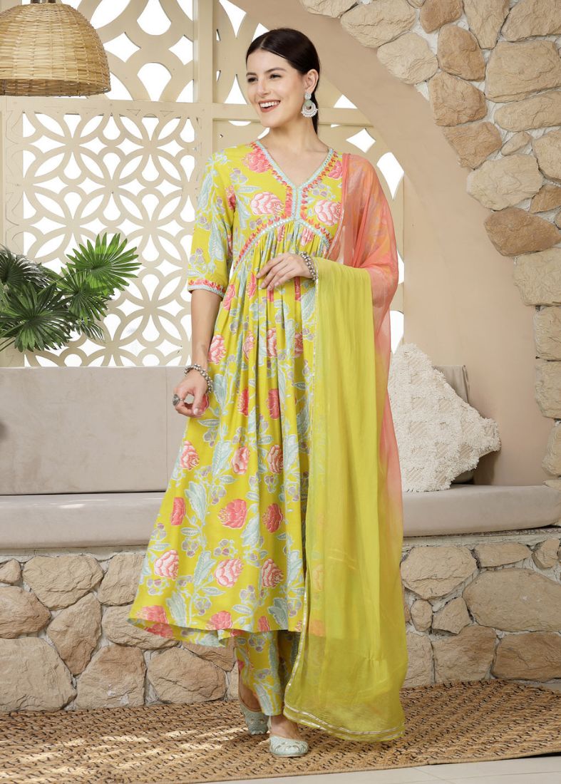 Rayon Bias Cut Suit Set In Yellow