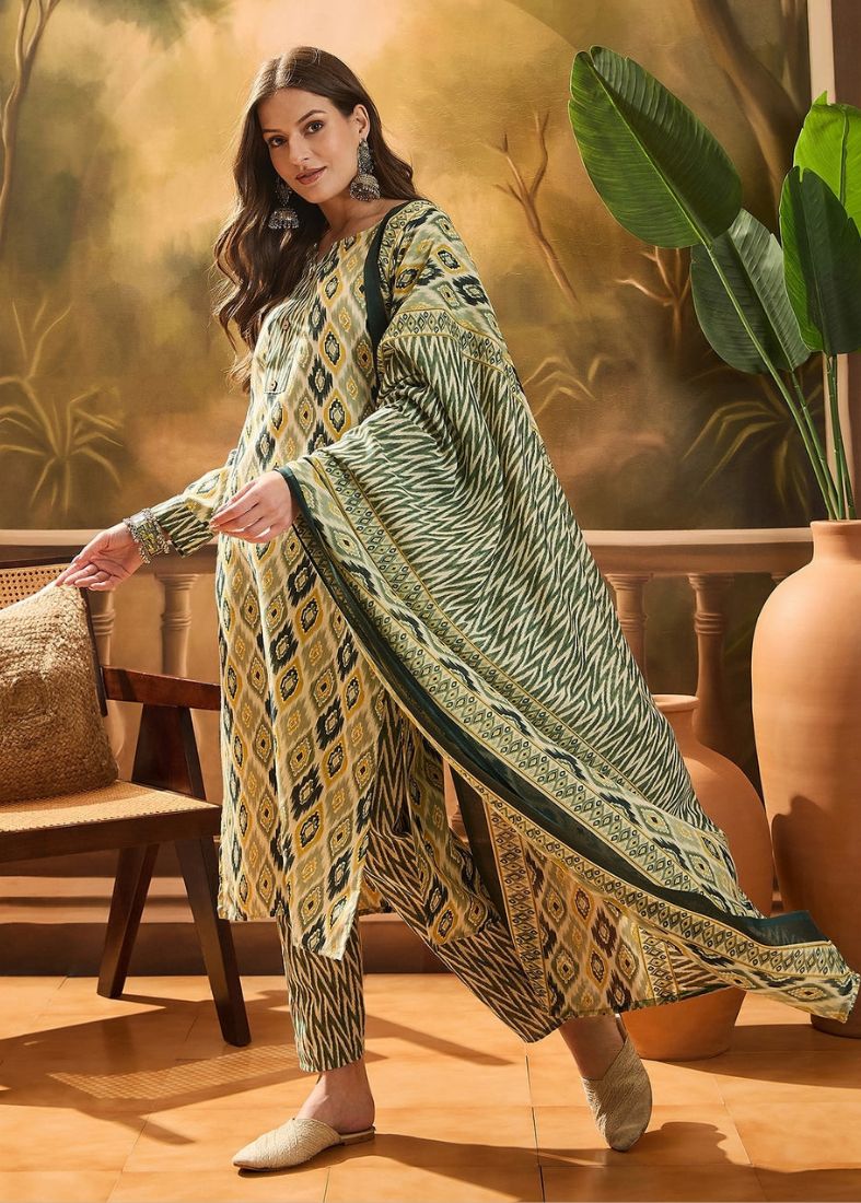 Straight Cut Suit Set In Green