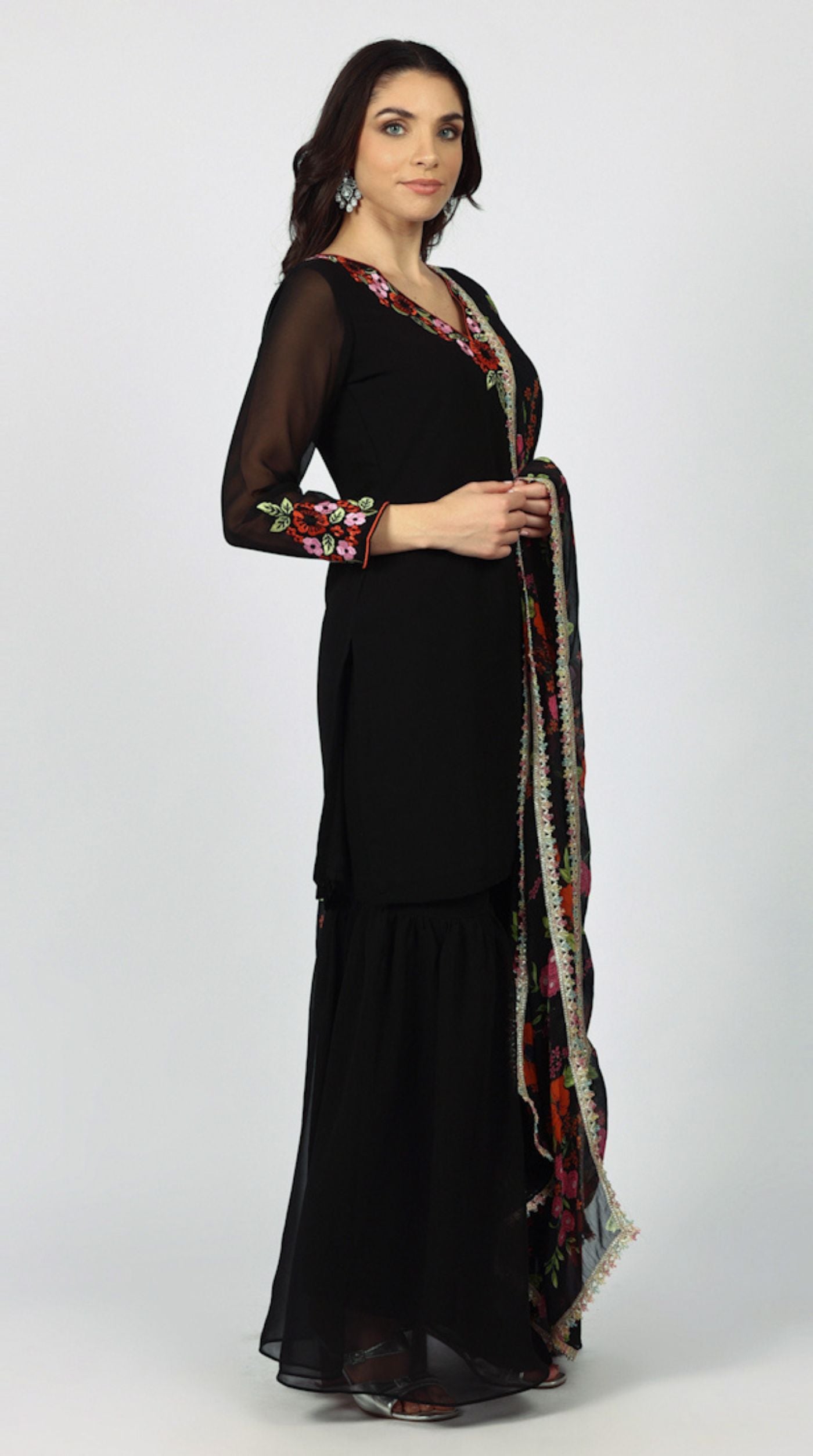 Black Georgette Thread Embroidered Suit Set