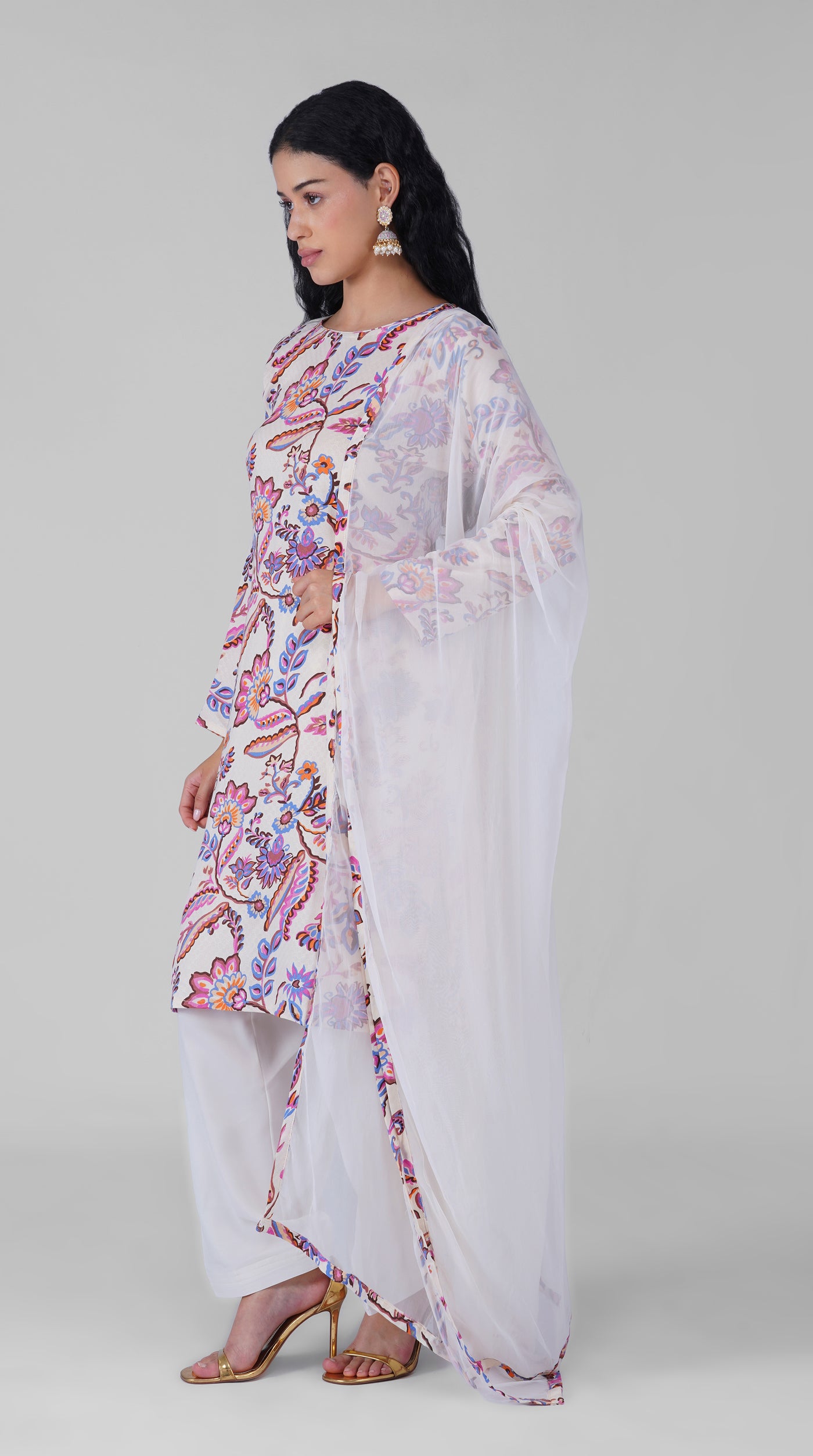 Front view of white floral printed ethnic suit