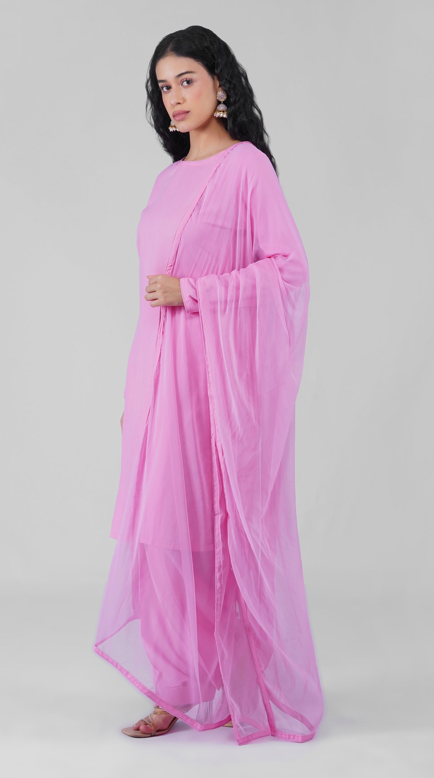 Pink rayon kurta with crew neckline and full sleeves