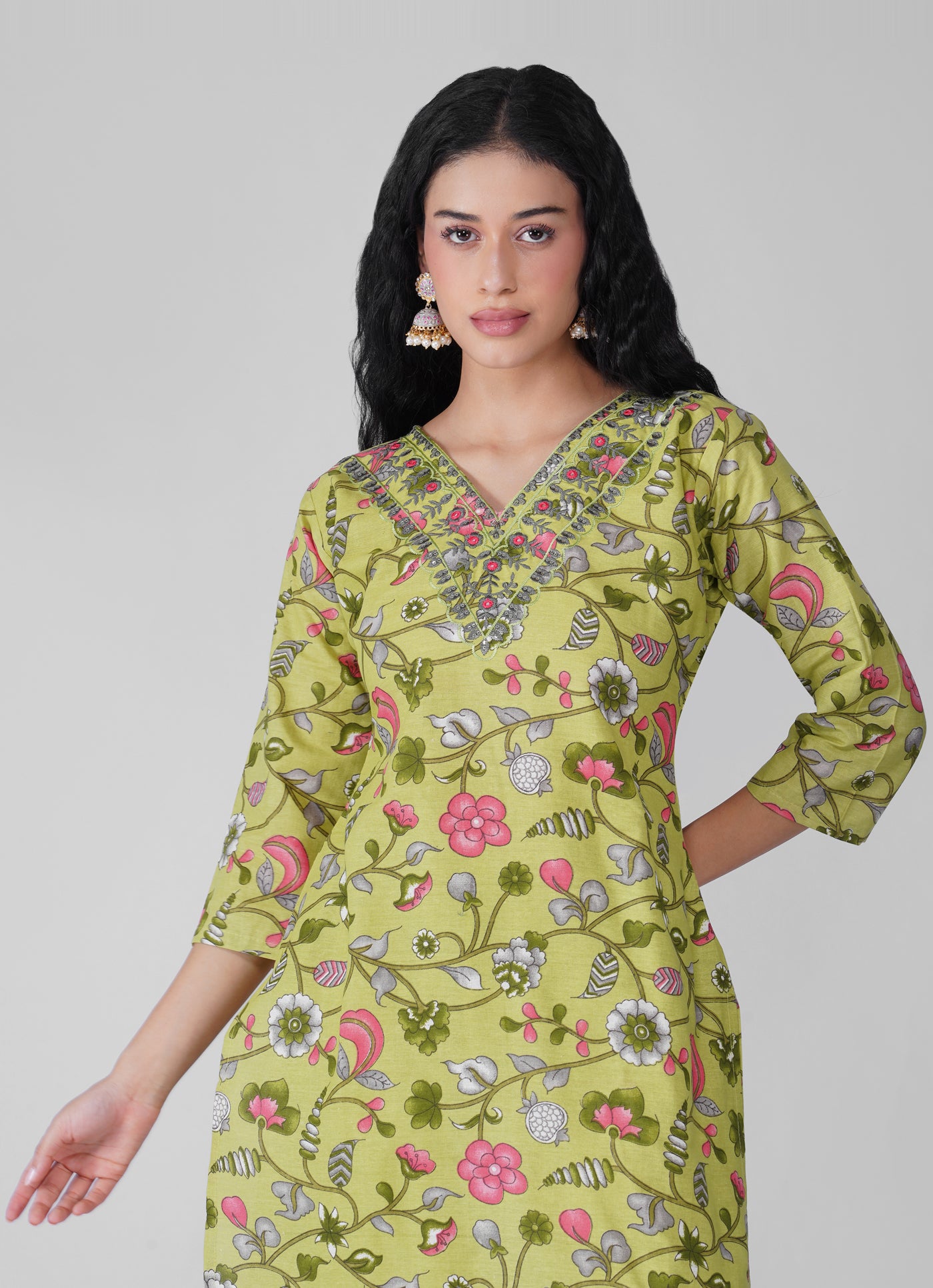 Full-length green floral printed cotton suit set