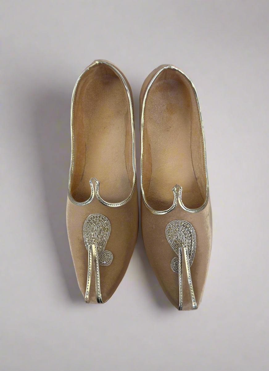 Gold Velvet Embroidered Kussa For Men