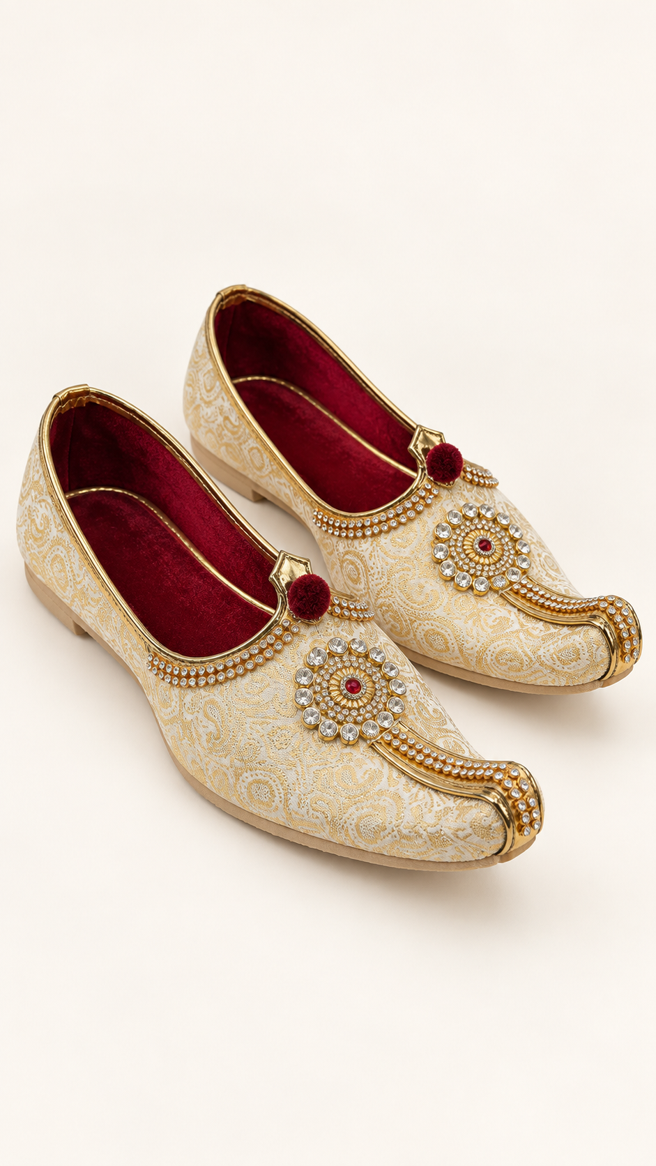 Gold Brocade Khussa Jutti with Statement Broach For Men
