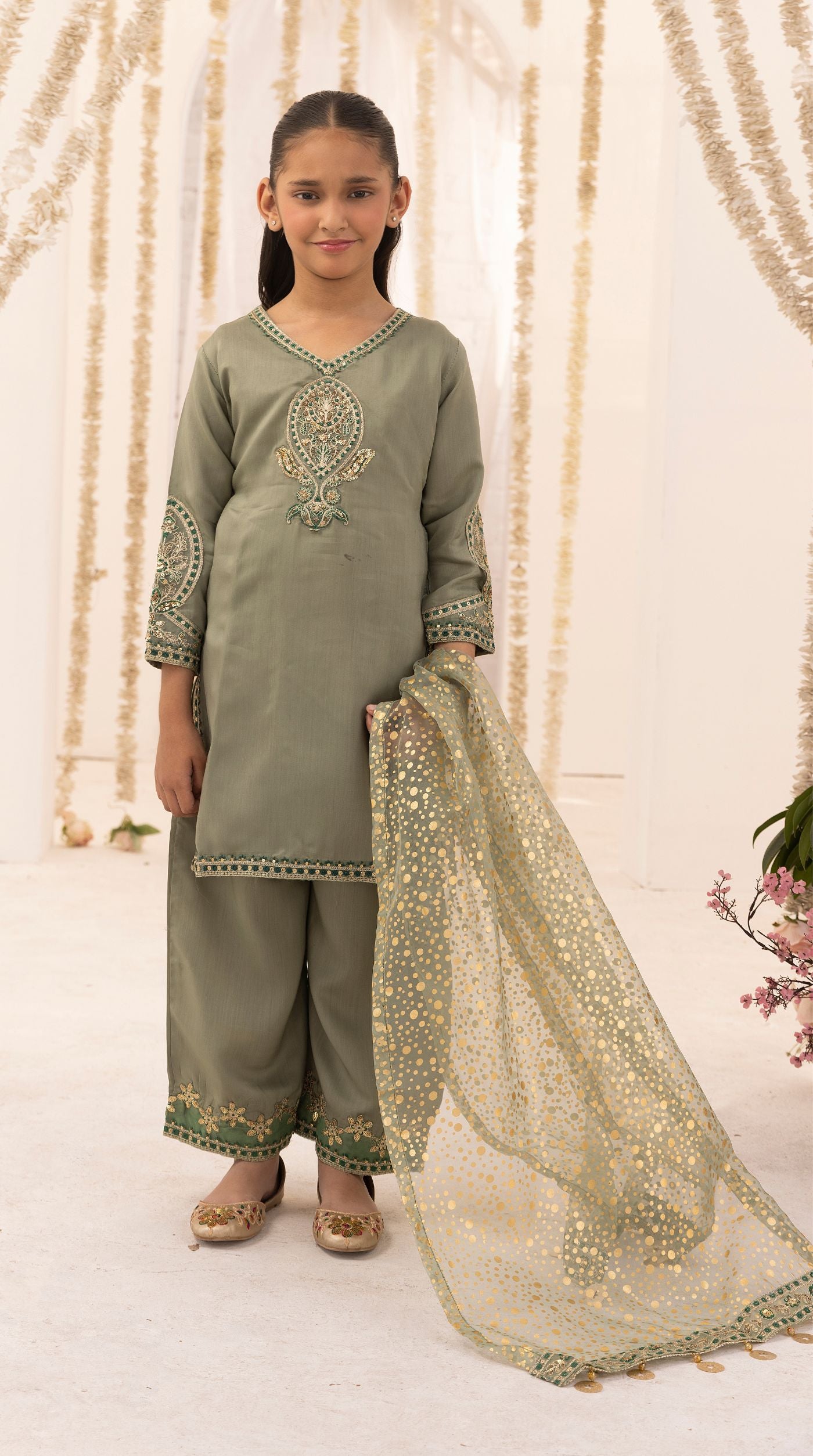 Kid's Mehendi Green Viscose Embroidered Kurta Palazzo Set