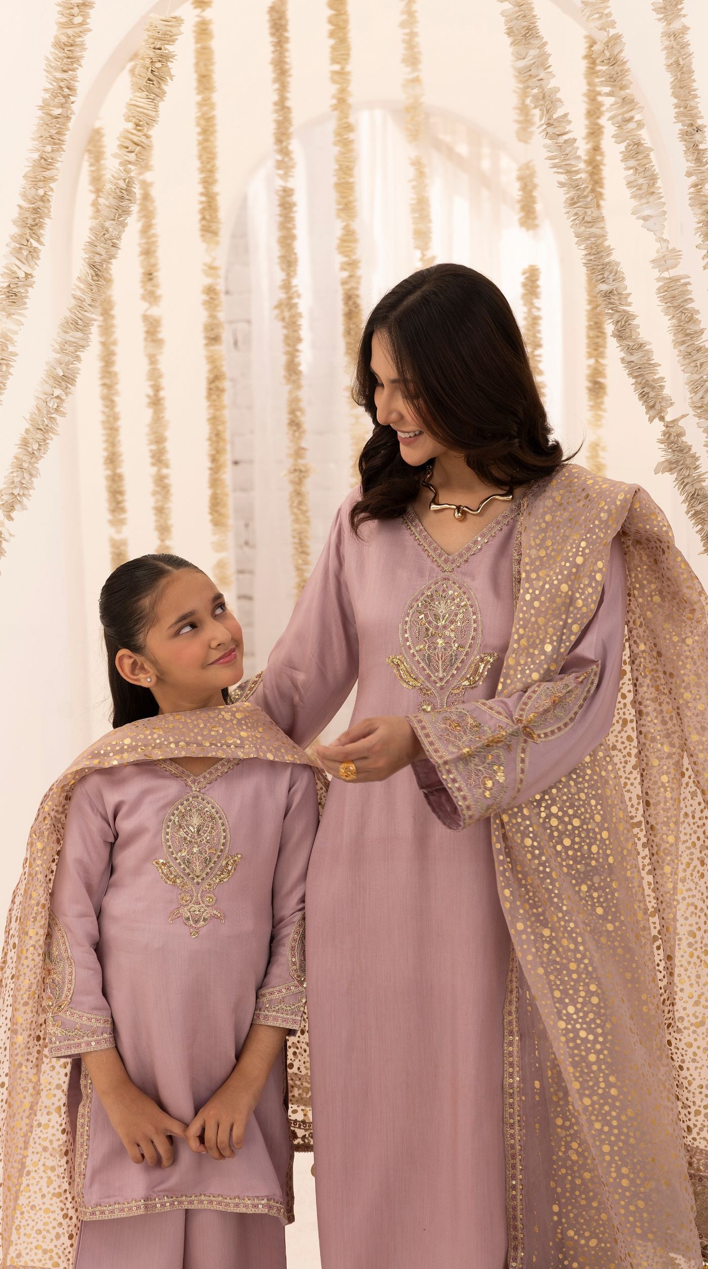 Kid's Purple Viscose Embroidered Kurta Palazzo Set