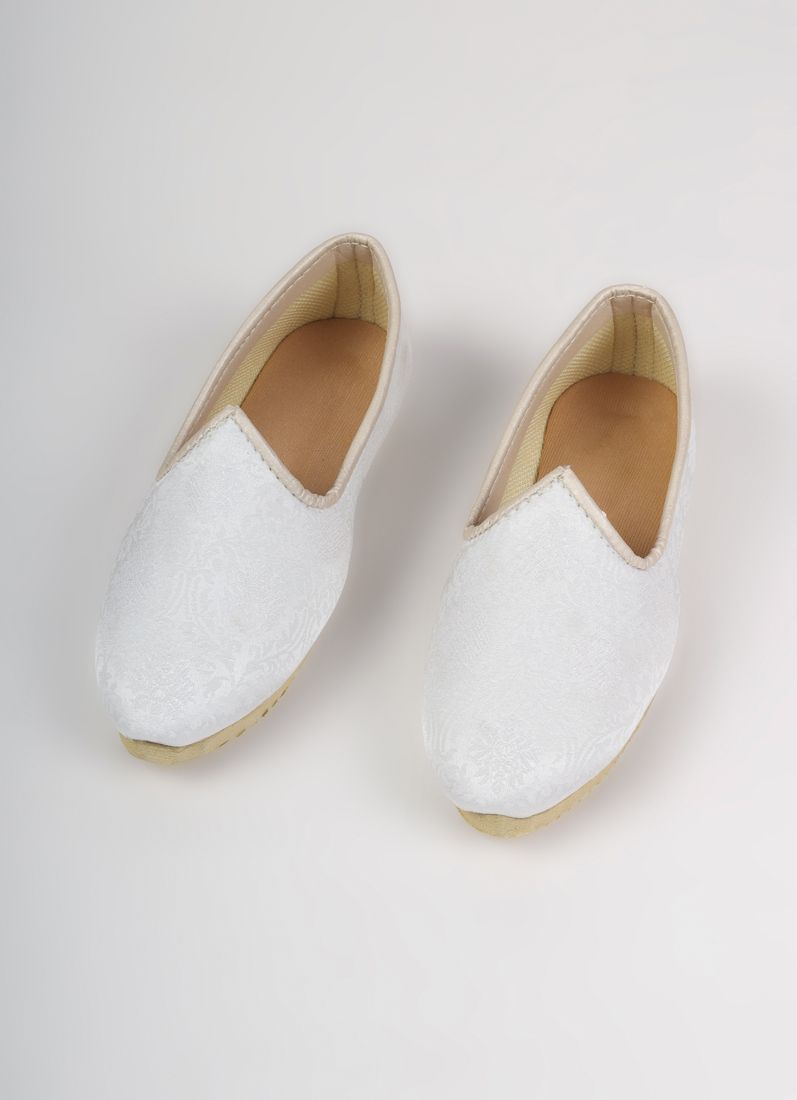 Buy Boys White Brocade Jutti Set